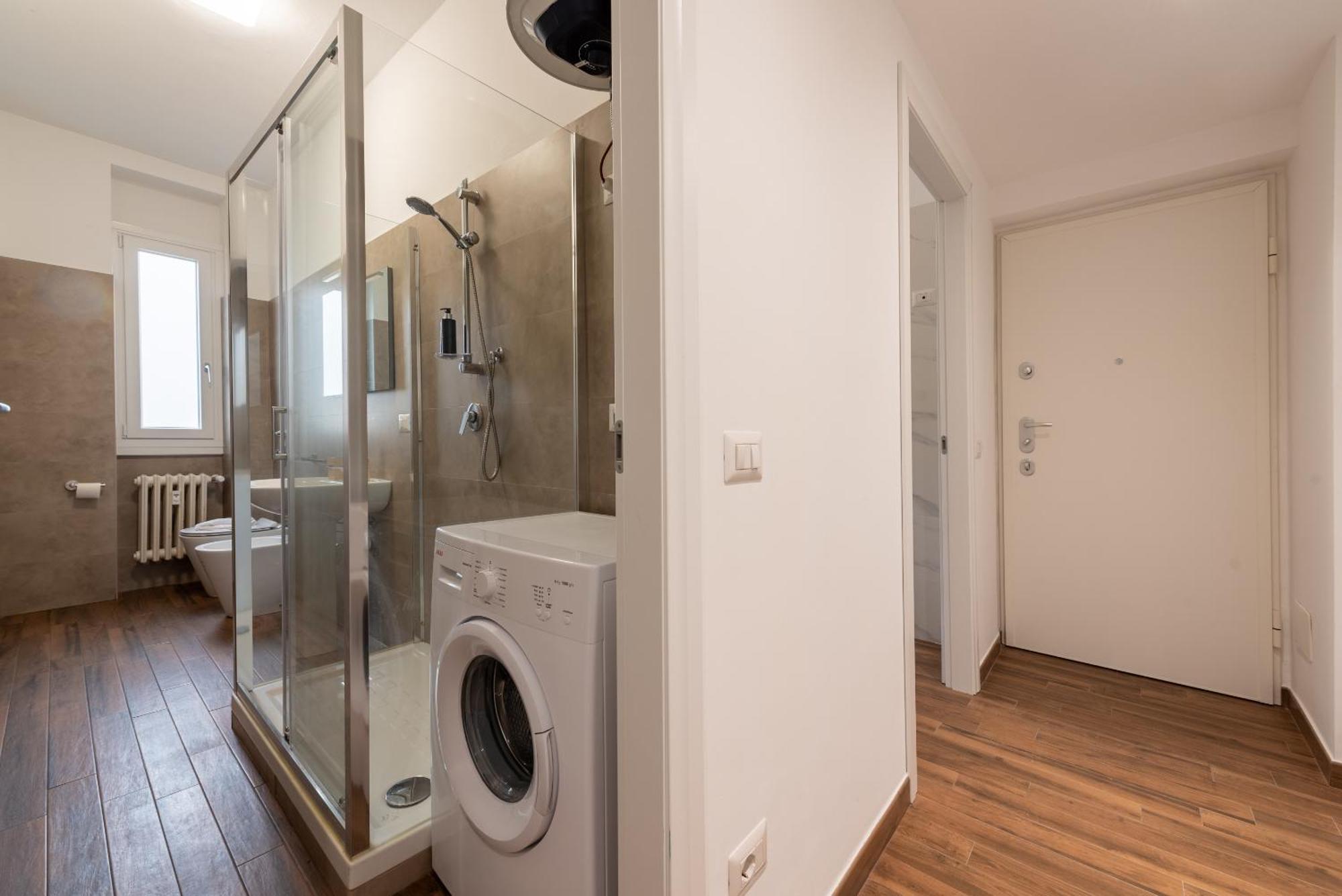Guest Planet - Bicocca Suites Milano Экстерьер фото